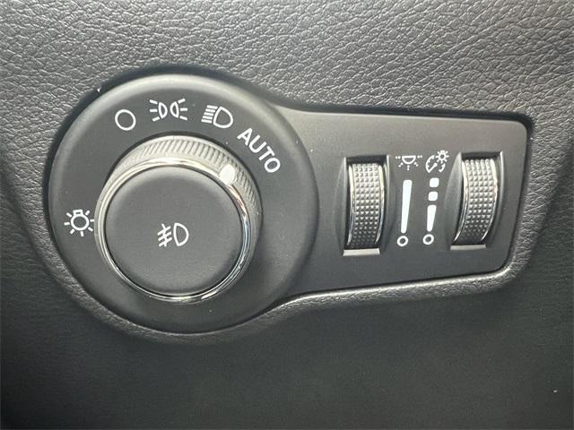 new 2025 Jeep Compass car, priced at $34,835