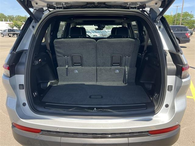 new 2025 Jeep Grand Cherokee L car, priced at $43,865