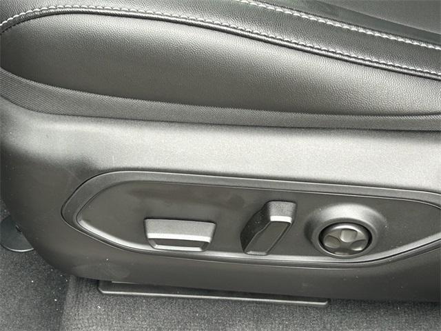 new 2025 Jeep Grand Cherokee L car, priced at $45,655