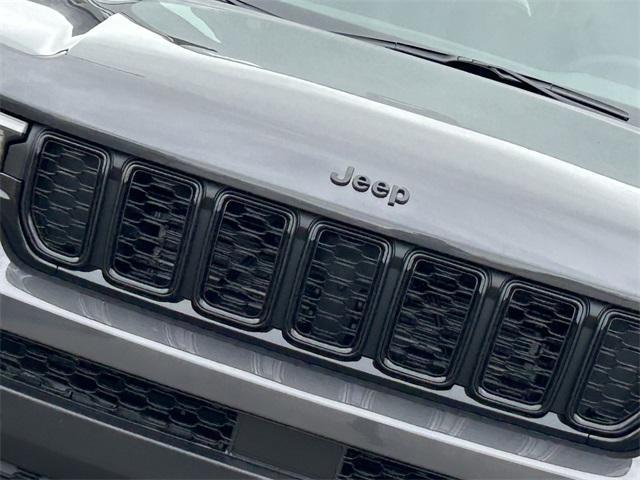 new 2025 Jeep Grand Cherokee L car, priced at $45,655
