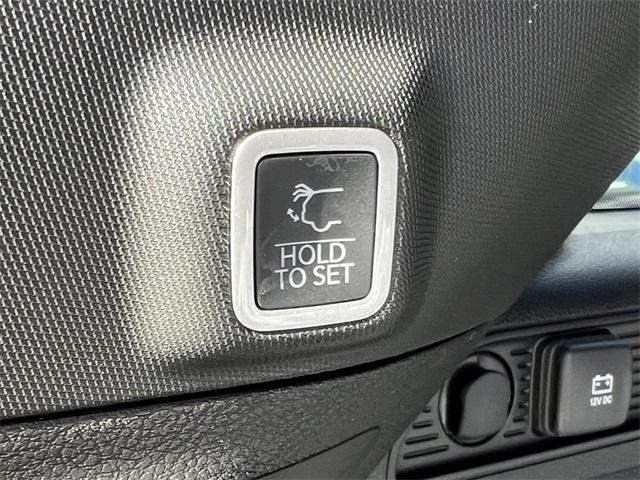 new 2025 Jeep Grand Cherokee car