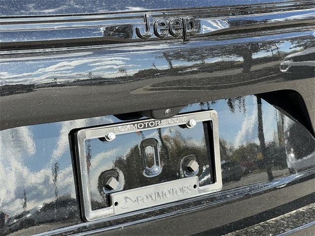 new 2025 Jeep Grand Cherokee car