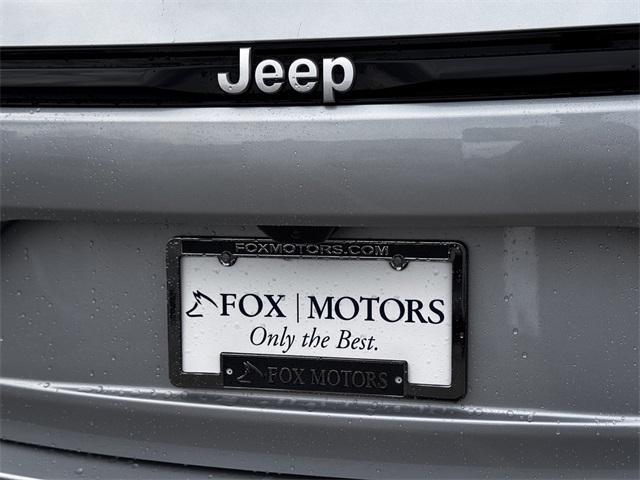 new 2025 Jeep Grand Cherokee car, priced at $44,170