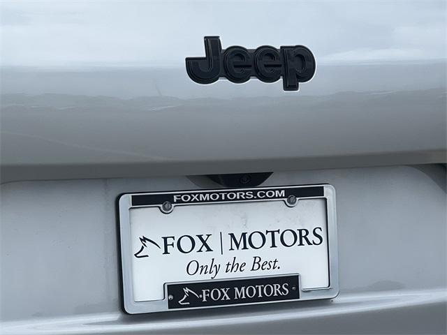 new 2025 Jeep Grand Cherokee L car, priced at $50,008
