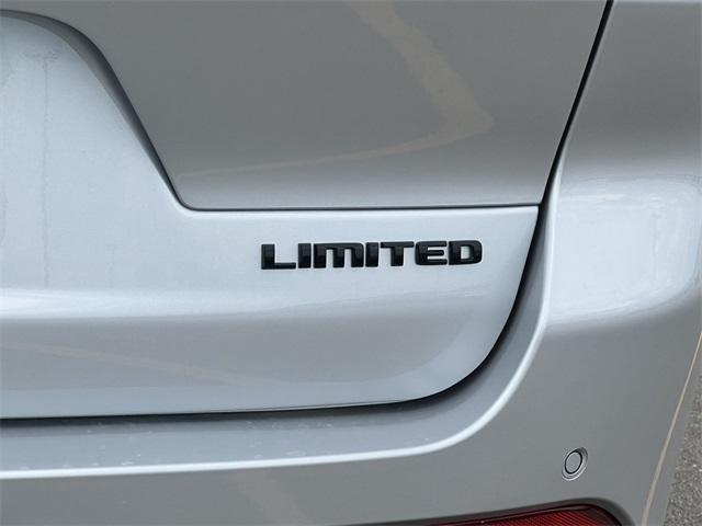 new 2025 Jeep Grand Cherokee L car, priced at $50,008