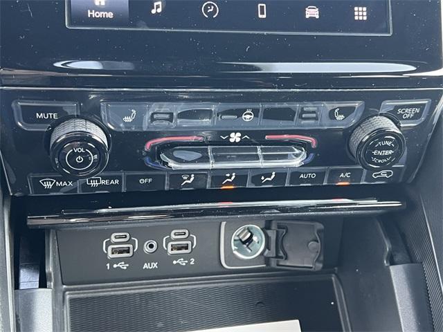 new 2025 Jeep Grand Cherokee L car, priced at $45,112