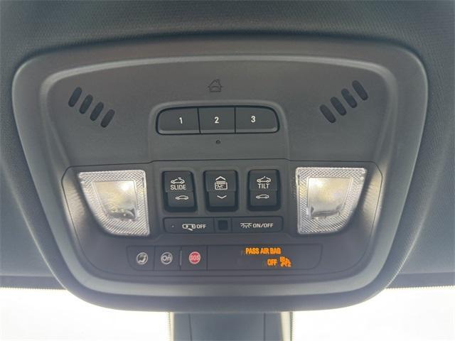 used 2023 Chevrolet Traverse car, priced at $35,595