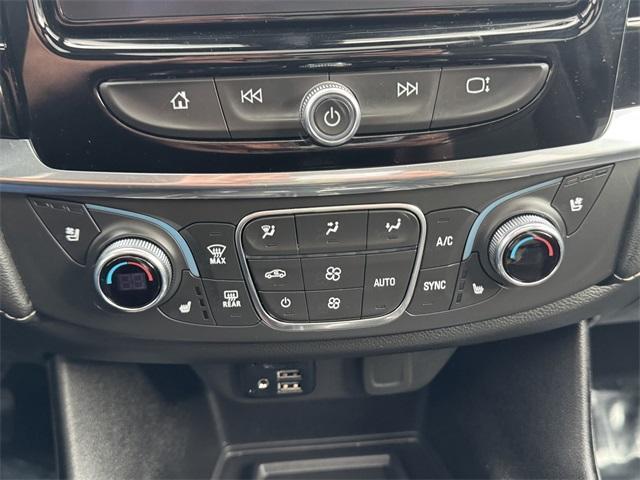 used 2023 Chevrolet Traverse car, priced at $35,595