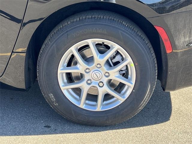 new 2026 Chrysler Pacifica car, priced at $40,067