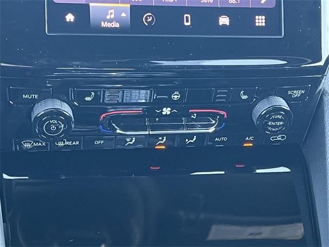 new 2025 Jeep Grand Cherokee car, priced at $46,188