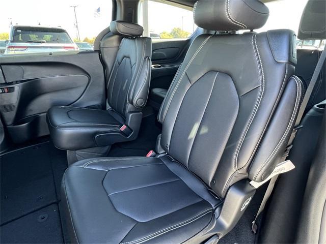 new 2026 Chrysler Pacifica car, priced at $40,987