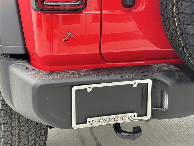 new 2026 Jeep Wrangler car, priced at $47,385