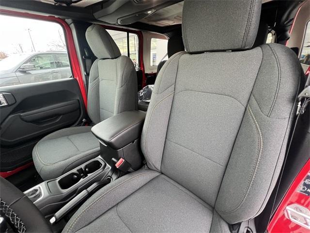 new 2026 Jeep Wrangler car, priced at $47,385