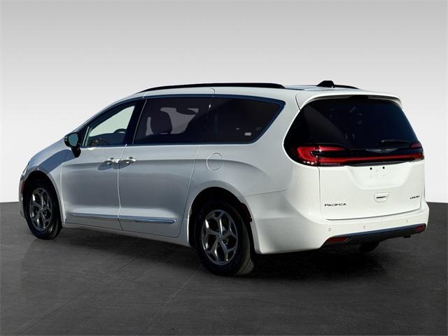 used 2023 Chrysler Pacifica car, priced at $28,495