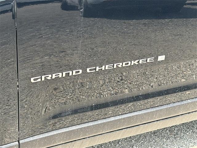 new 2024 Jeep Grand Cherokee car, priced at $44,483