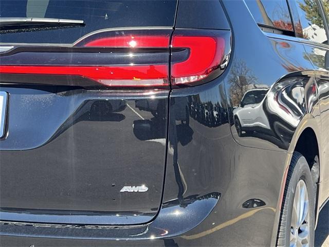 new 2026 Chrysler Pacifica car, priced at $40,987