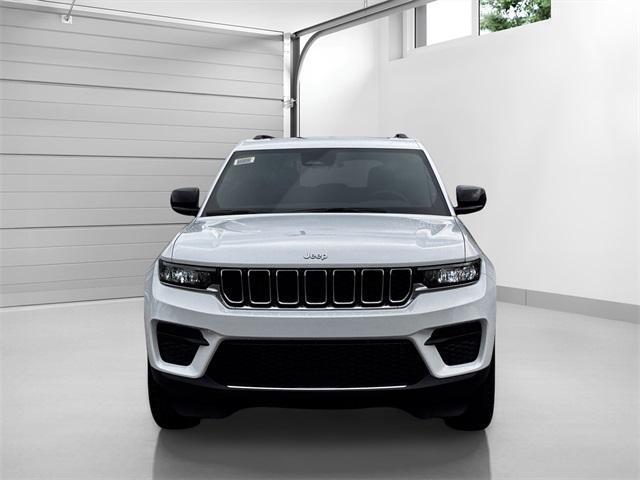 new 2025 Jeep Grand Cherokee car, priced at $39,620