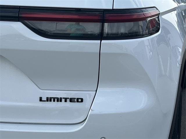 new 2025 Jeep Grand Cherokee car, priced at $45,409