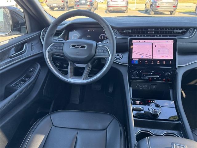 used 2025 Jeep Grand Cherokee L car