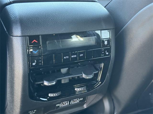 used 2025 Jeep Grand Cherokee L car