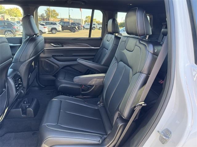 used 2025 Jeep Grand Cherokee L car