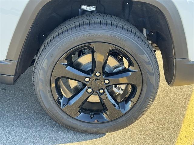 used 2025 Jeep Grand Cherokee L car