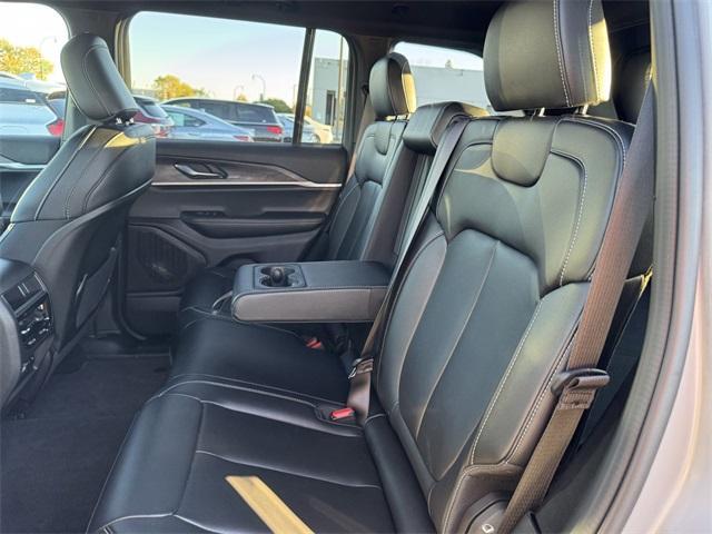 used 2025 Jeep Grand Cherokee car