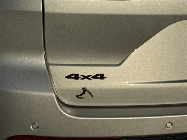 used 2025 Jeep Grand Cherokee car