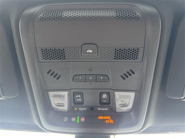 used 2020 Cadillac XT5 car, priced at $24,595