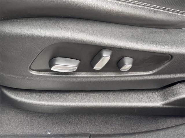 used 2020 Cadillac XT5 car, priced at $24,595