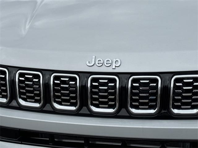 new 2024 Jeep Compass car, priced at $32,091