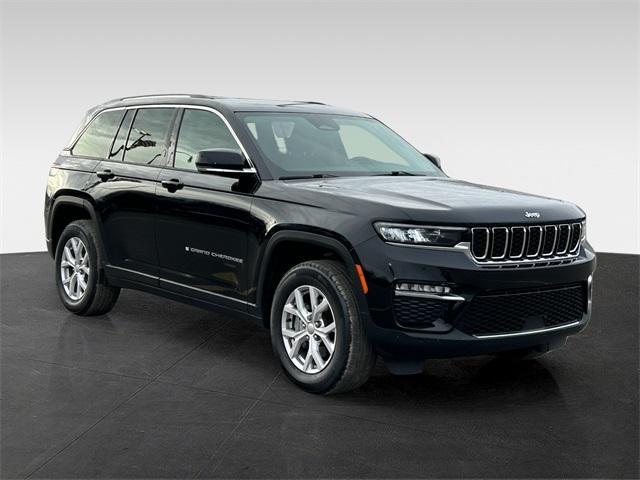 used 2022 Jeep Grand Cherokee car, priced at $31,795