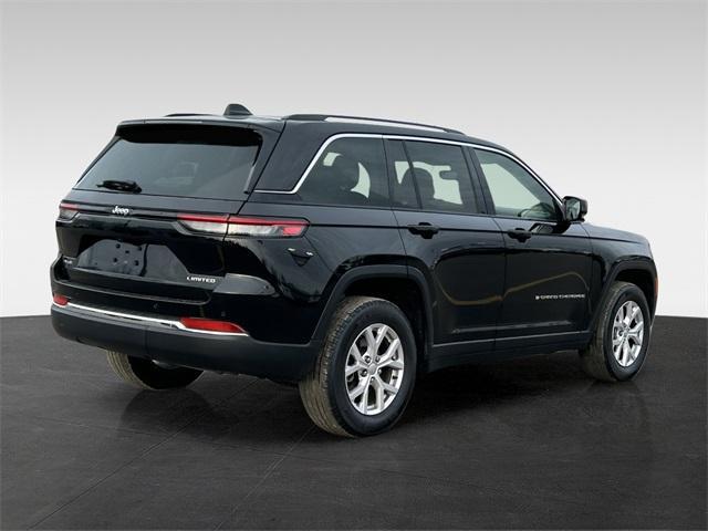 used 2022 Jeep Grand Cherokee car, priced at $31,795