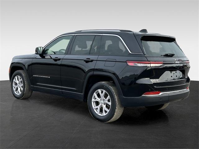 used 2022 Jeep Grand Cherokee car, priced at $31,795