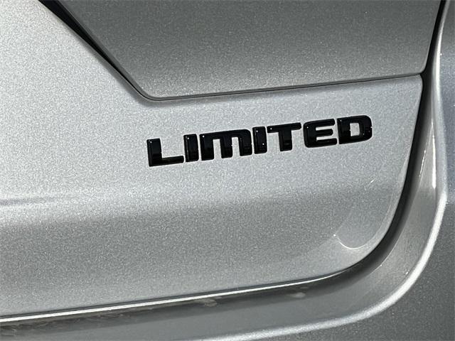 new 2025 Jeep Grand Cherokee car, priced at $44,208