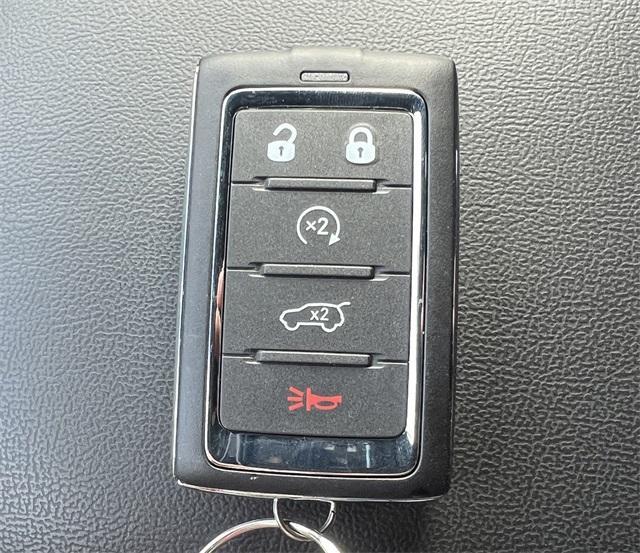 new 2025 Jeep Grand Cherokee car, priced at $52,140