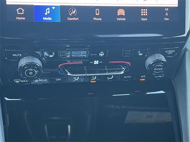 new 2025 Jeep Grand Cherokee car, priced at $41,945