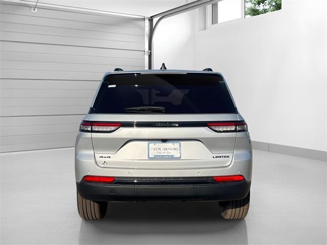 new 2025 Jeep Grand Cherokee car, priced at $41,945