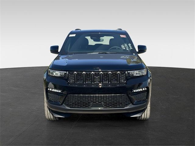 new 2025 Jeep Grand Cherokee car, priced at $52,535