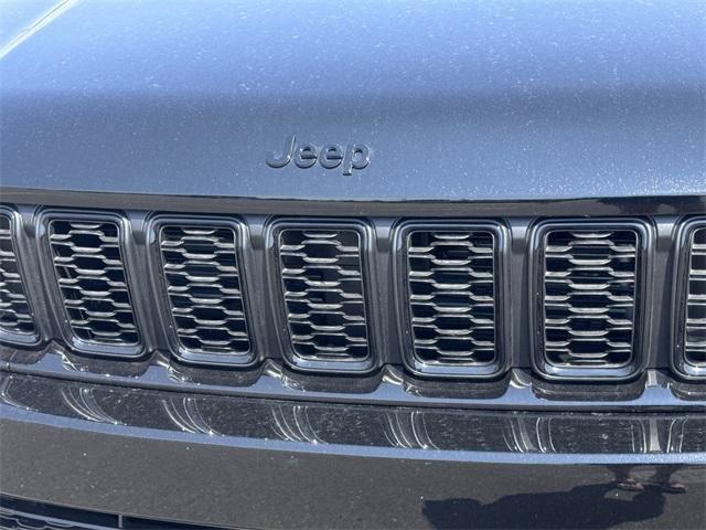 new 2025 Jeep Grand Cherokee car, priced at $46,070