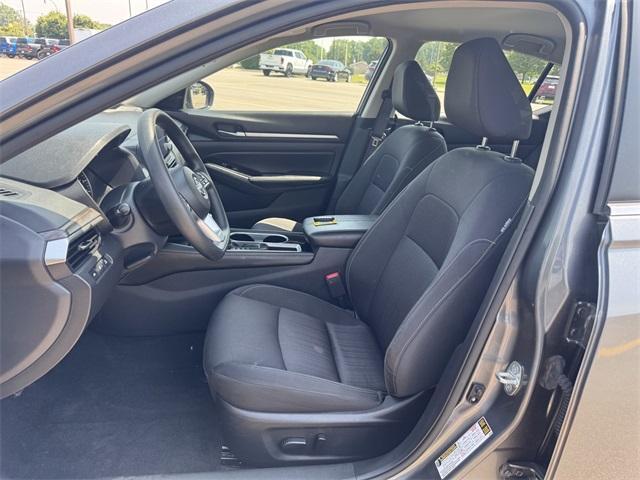 used 2023 Nissan Altima car, priced at $19,395
