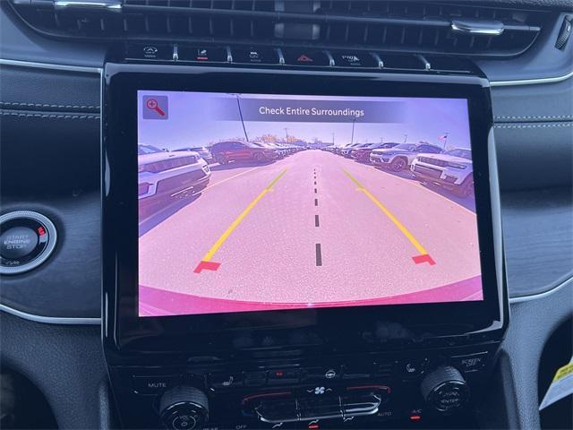 new 2025 Jeep Grand Cherokee car, priced at $48,208