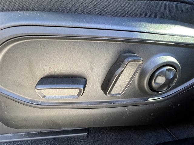 new 2025 Jeep Grand Cherokee car, priced at $48,208