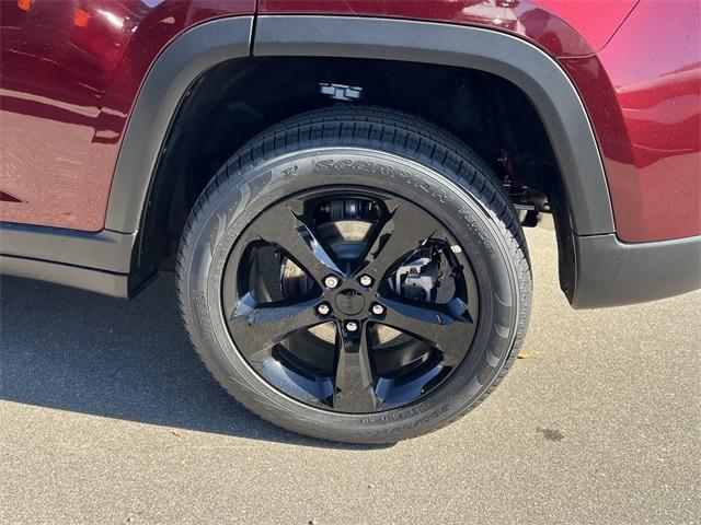 new 2025 Jeep Grand Cherokee car, priced at $48,208