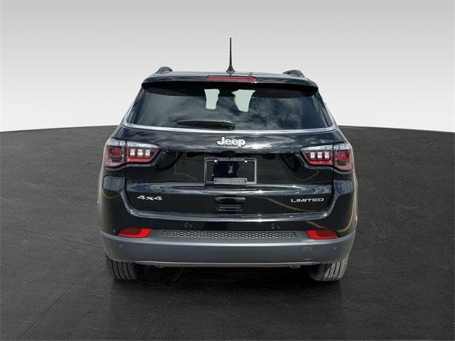 new 2024 Jeep Compass car