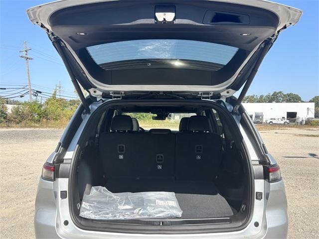 new 2025 Jeep Grand Cherokee car, priced at $48,333