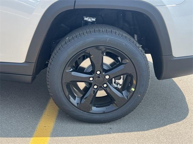 new 2025 Jeep Grand Cherokee L car, priced at $43,655