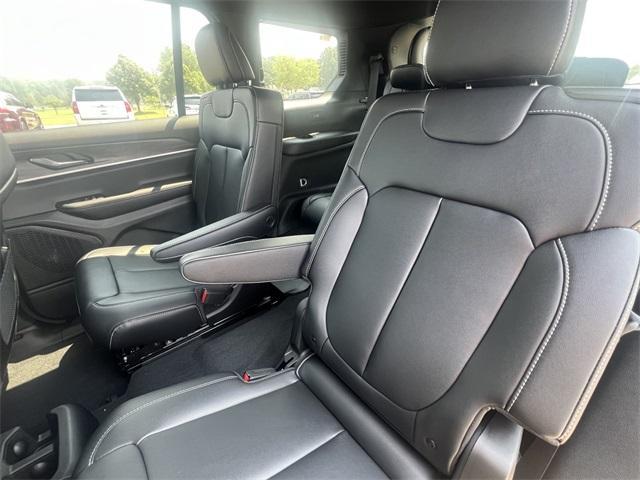 new 2025 Jeep Grand Cherokee L car, priced at $43,655