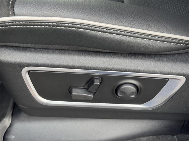 new 2025 Ram 1500 car, priced at $65,276