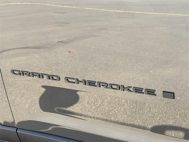 new 2025 Jeep Grand Cherokee car, priced at $48,333